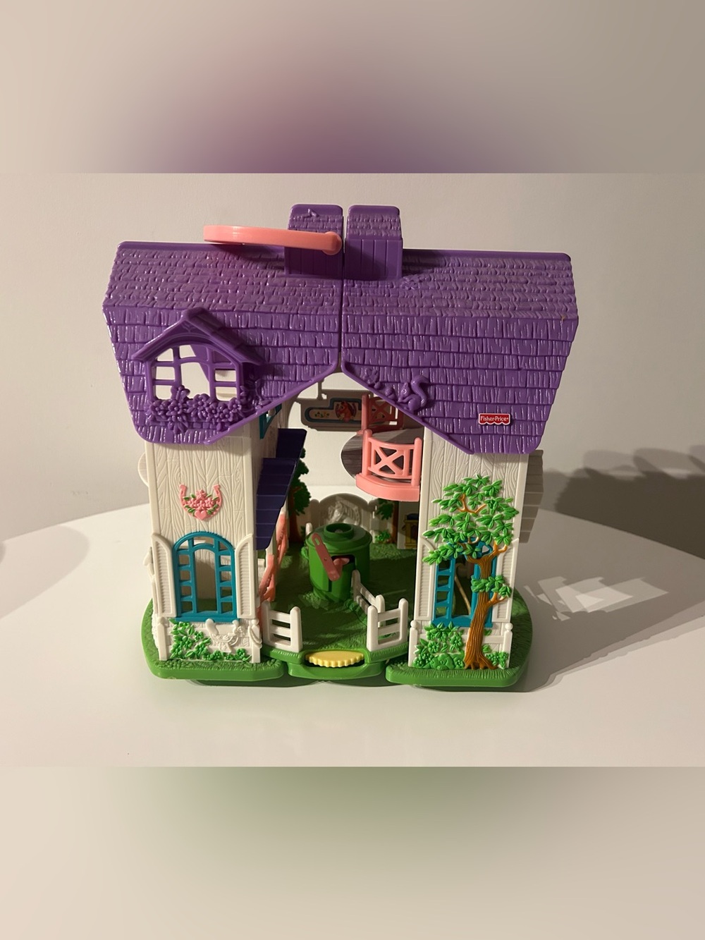 Sweet Streets Riding Stable Horse Pony Barn 2004 Fisher Price Playset